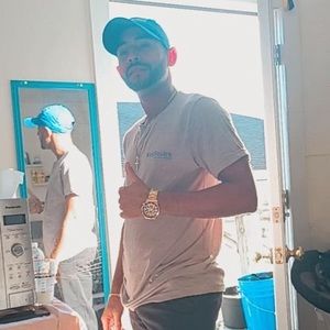 Meet your Posher, Jhoni